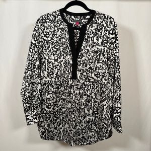 Vince Camuto Black & White Blouse (S) - image 1